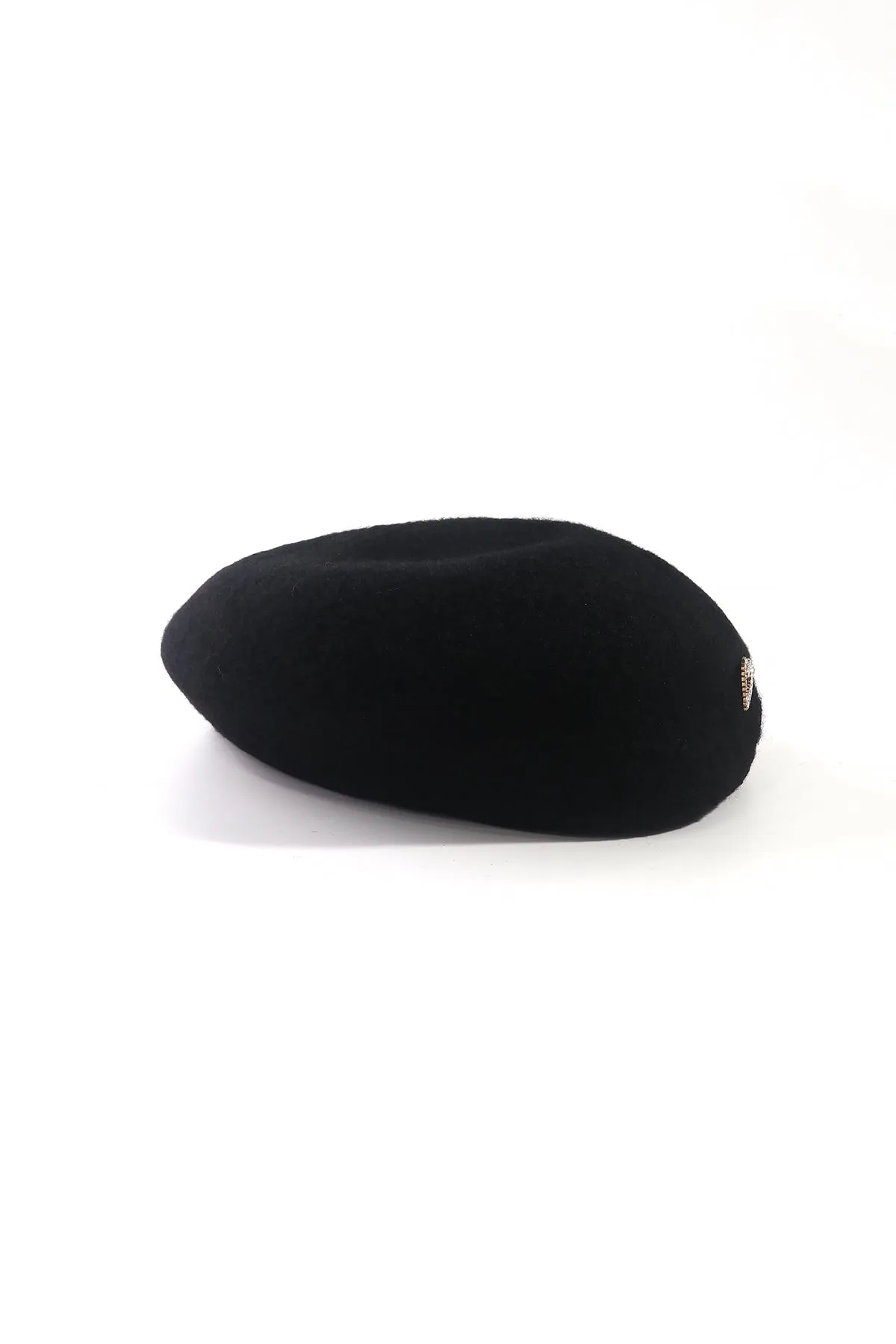 Black Wool Beret With Heart Pin