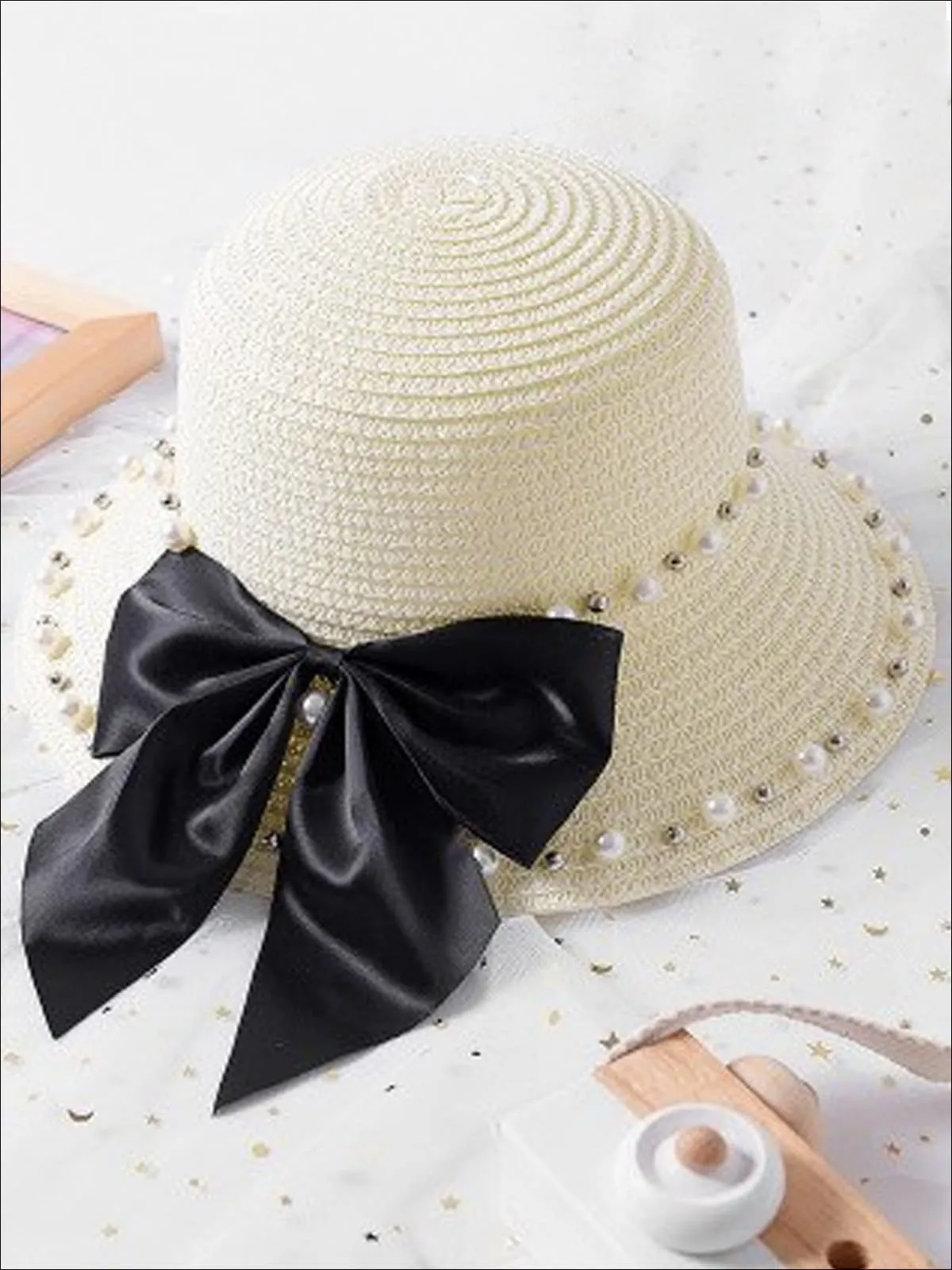 Girls Pearl and Bow Embellished Straw Hat