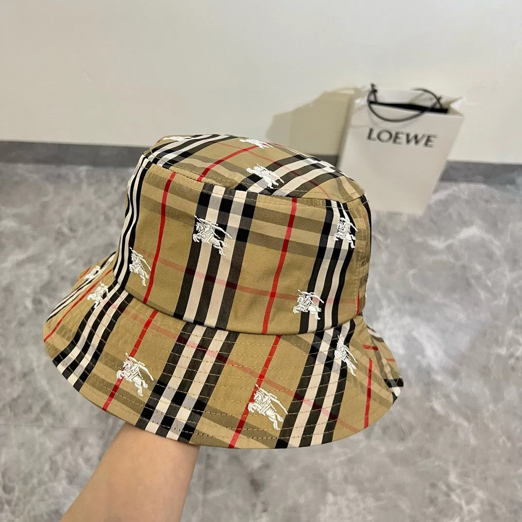 JW834 BUR Bucket Hats