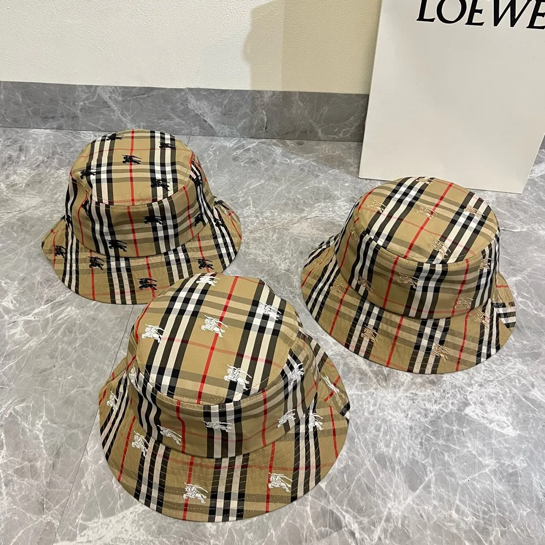 JW834 BUR Bucket Hats