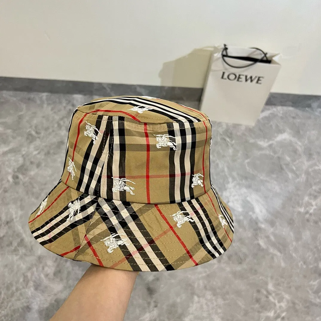 JW834 BUR Bucket Hats