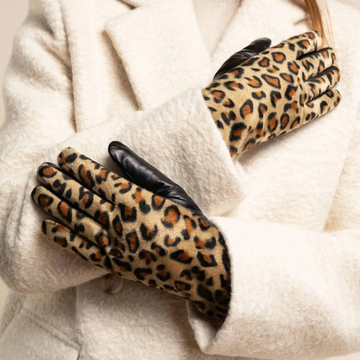 Leopard - sheep leather gloves with warm fleece lining & touchscreen feature