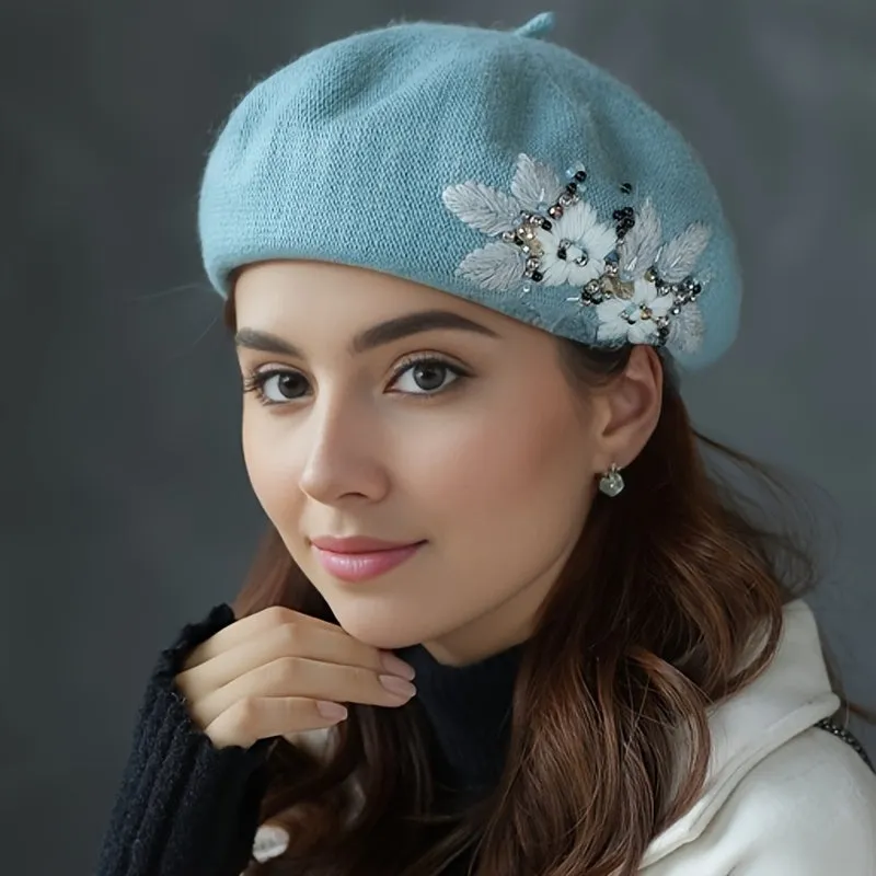 Stylish Wool Beret Hat - Embroidered, Packable, Elastic, and Classic Design for Urban Women - Elegant Painter Cap