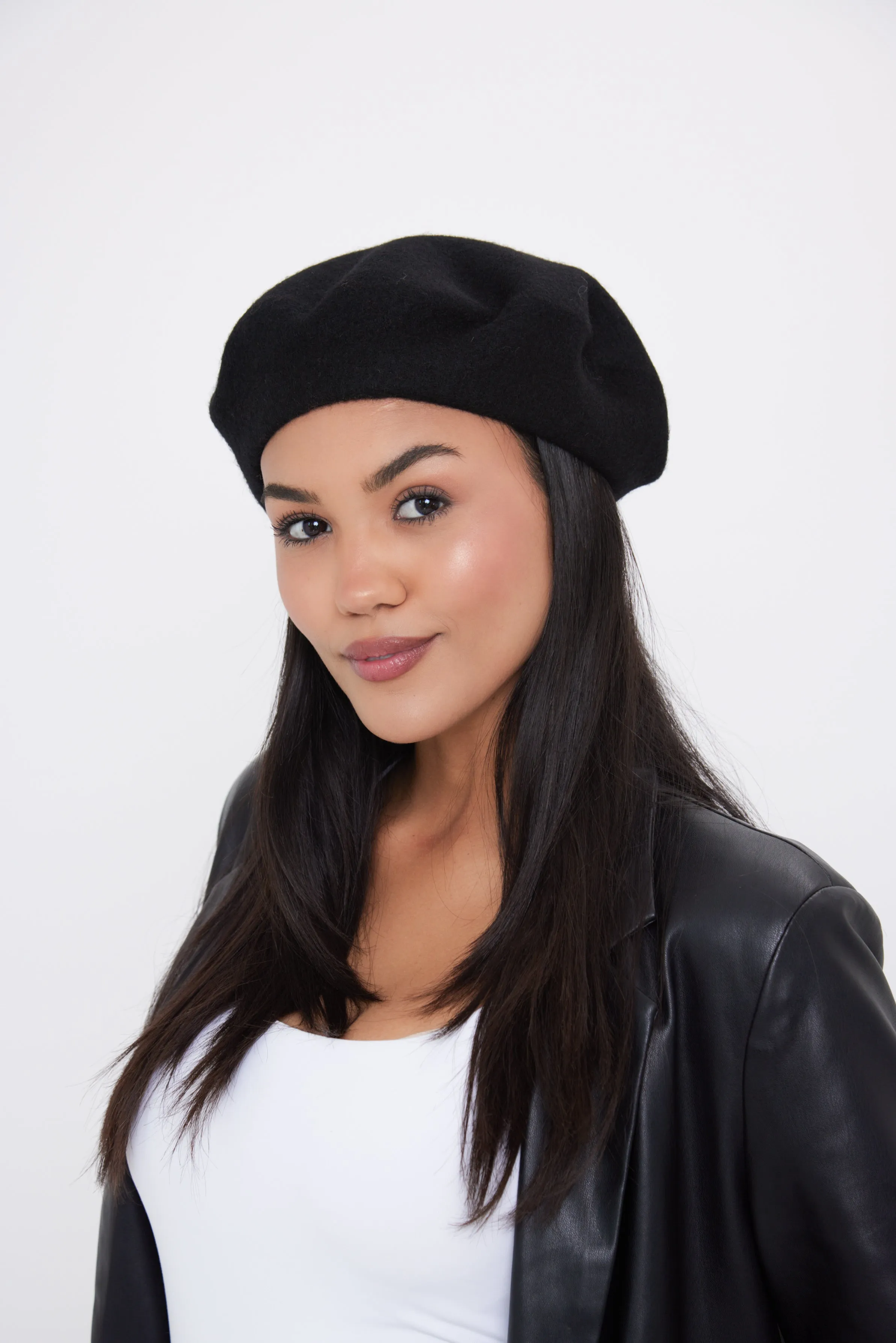 Wool Beret in Black